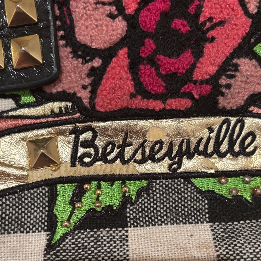 Betsey Johnson Black and White Checkered Bag with Floral Design - Picture 7 of 8